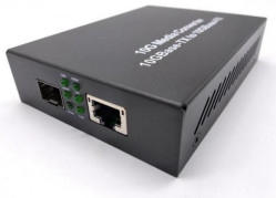 Conversor de mídia não gerenciado 10G com porta SFP + e RJ45