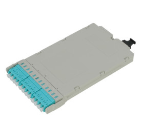 Painel de gestão de cassetes MTP/MPO de desenho deslizante para diâmetros de cabo 0,9 / 2,0 / 3,0 mm -40°C a 80°C Faixa de temperatura