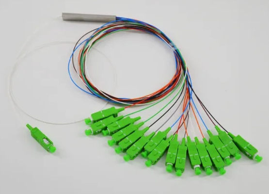 1X16 FTTX Mini Tubos de Aço Fibra Óptica PLC Splitter Cabos Diâmetro 0,9mm para aplicações FTTX