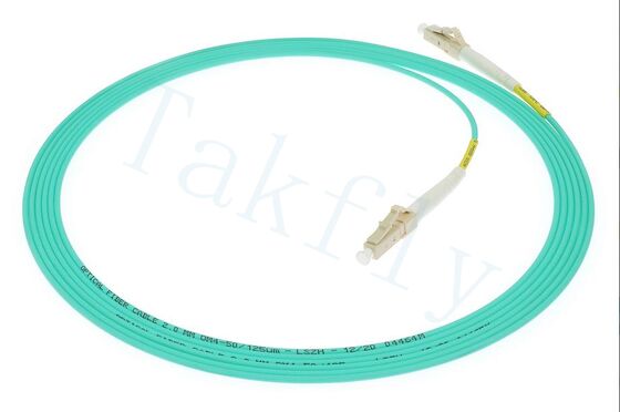 LC-LC Fiber Optic Patch Cord com Plug-and-Play High-Density Interconnect e Low Insertion Loss para uma rede confiável
