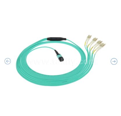 MPO/MTP-LC Breakout Patch Cord. Solução de cablagem de fibra óptica multi-núcleo de alta densidade.