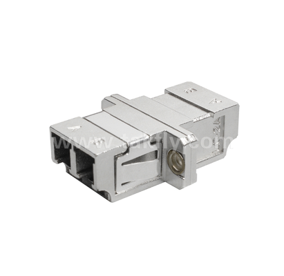 Adaptador de metal duplex LC ¢ Casas metálicas duráveis, intercambiáveis, para cabo a cabo e cabo a equipamento