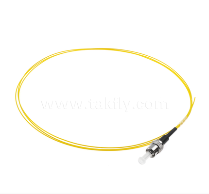 ST Pigtail de Fibra Óptica ¢ Conectado por uma extremidade, com fibra nua na outra, para caixas de terminação óptica, empilhamento e conexão de equipamentos