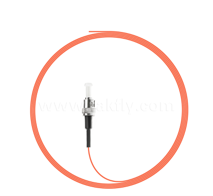 ST Pigtail de Fibra Óptica ¢ Conectado por uma extremidade, com fibra nua na outra, para caixas de terminação óptica, empilhamento e conexão de equipamentos