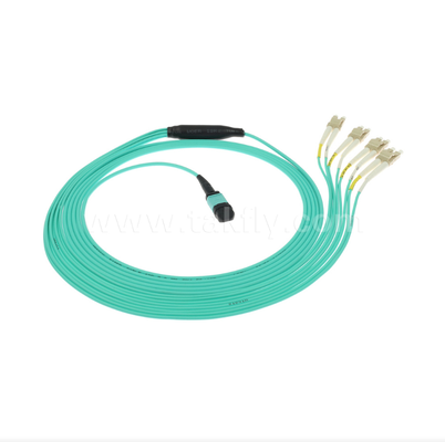MPO/MTP-LC Breakout Patch Cord. Solução de cablagem de fibra óptica multi-núcleo de alta densidade.