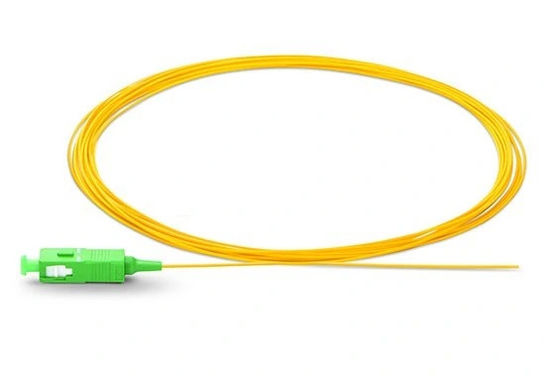 Trança Singlemode da fibra ótica de SC/APC OS2 2.0mm G652D no revestimento amarelo de FTTx
