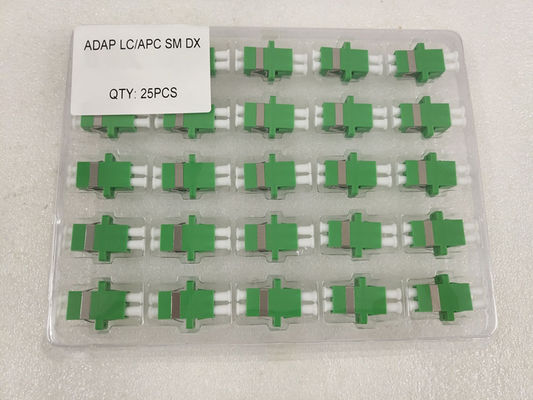 Manutenção programada do LC Dx com os conectores de cabo de fibra ótica do adaptador da fibra ótica da flange