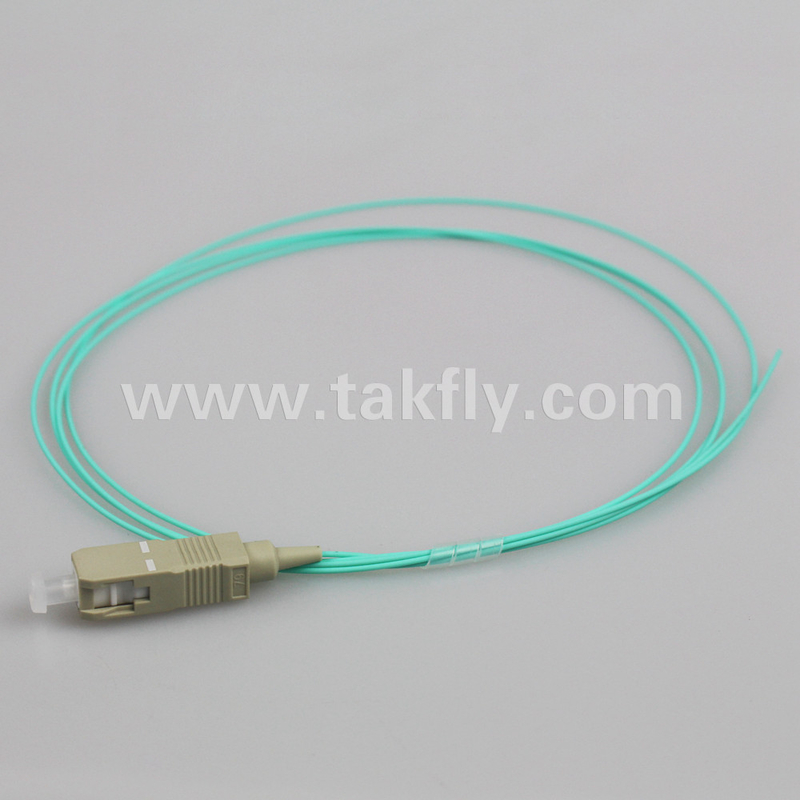 SC UPC 0,9mm SX OM3 Pigtail de fibra óptica 1,5M com alta perda de retorno UPC SM≥50dB e baixa perda de interação ≤0,3dB