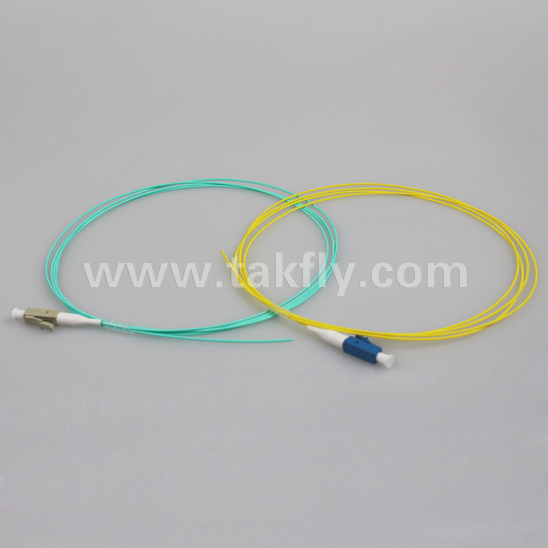 LC UPC 0,9 mm OM3 Pigtail de fibra óptica 1,5 M para transmissão suave de dados em redes