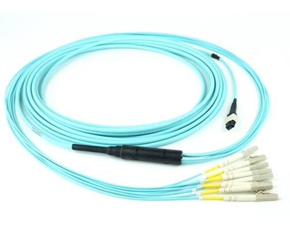 MPO/MTP-LC Breakout Fiber Optic Patch Cord PC e APC PVC/LSZH SM/MM