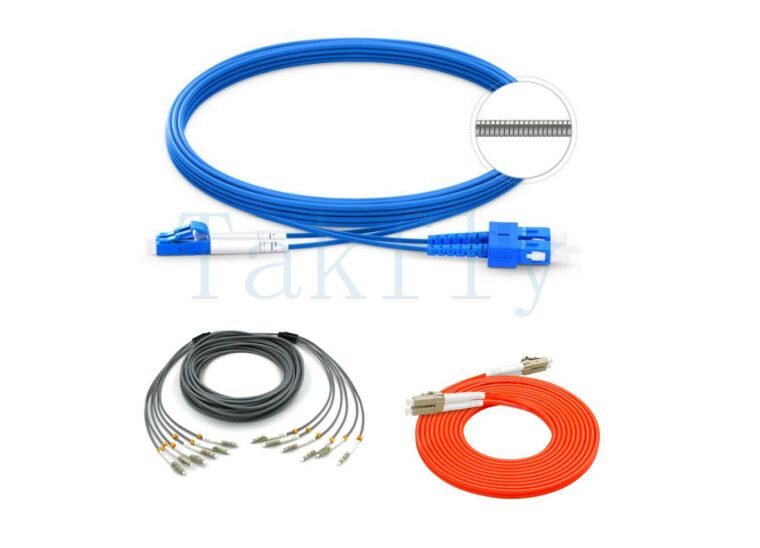 Cable de Fibra Armadurada. Tubos de aço inoxidável e reforçados com Kevlar. Insensibilidade à dobra para FTTH, Data Center e Redes Industriais.