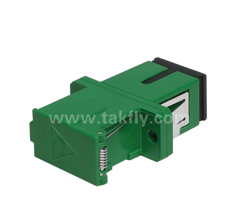 Adaptador SC Simplex com tampa externa e obturador lateral