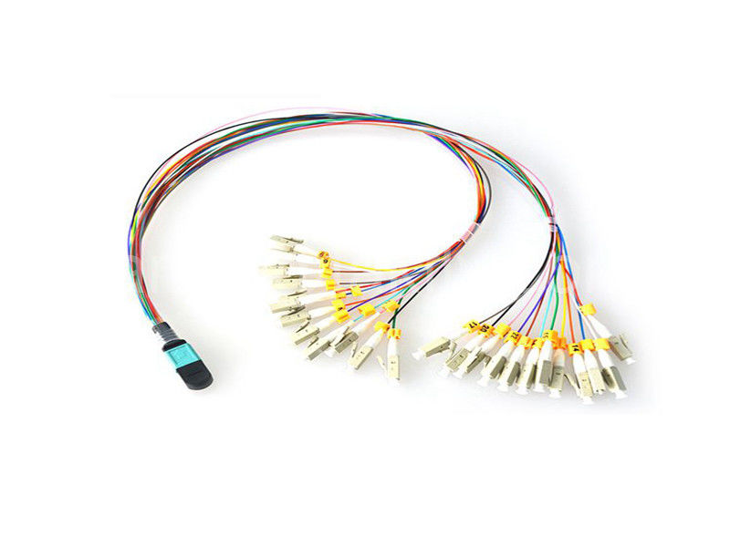 24 núcleos OM3 Multimode MPO Patch Cord com LSZH Sheath para Data Centers de Alta Densidade